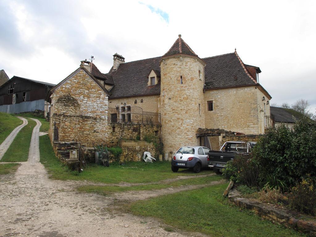 Gites Des 3 Vallees Salignac Eyvigues ภายนอก รูปภาพ